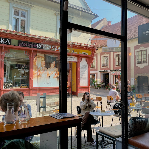 Rooster Coffee - Gastronomija in gostinstvo