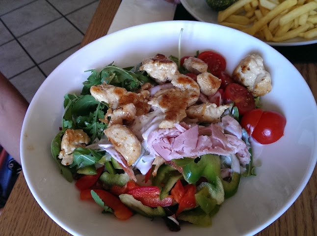 Gostilna In Pizzeria Pr Hladet Marko Jerlah S.P. - Gastronomija in gostinstvo