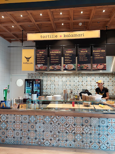 Španska vas Rudnik - Gastronomija in gostinstvo