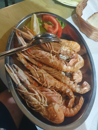 Comentarii opinii despre Okrepčevalnica Delikatesa Piran