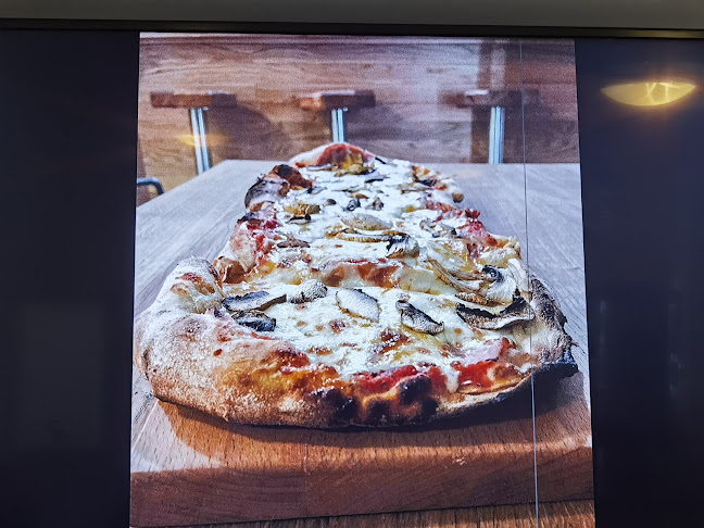 G-Spot Picerija ob parku