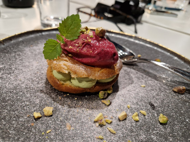 NOE Wine Bar & Restaurant - Volčja Draga