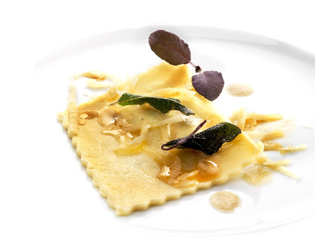 Opinii despre Gostilna Ravbar în Dutovlje - Gastronomija in gostinstvo