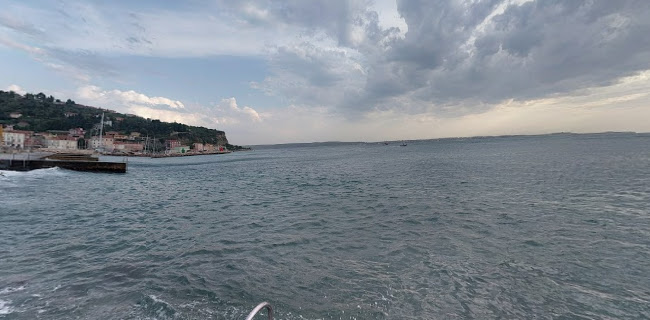 Cafinho Piran - Piran