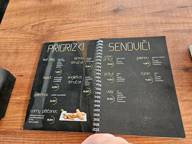 Comentarii opinii despre Atmosfera caffe