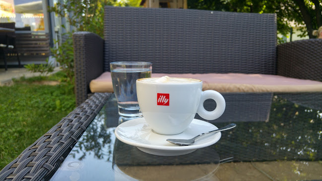 Cesta na Jezero 45c, 1380 Cerknica