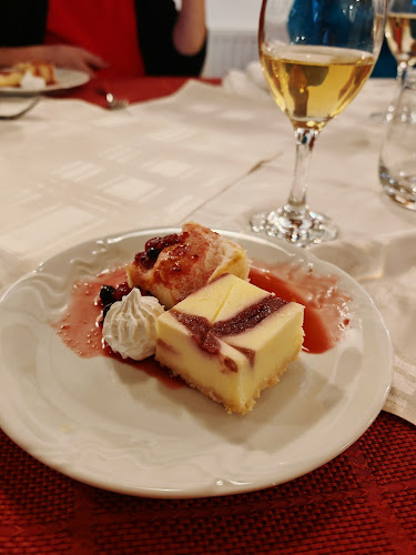 Opinii despre Gostinstvo Mlinarič d.o.o., Gostilna Pugelj în Novo mesto - Gastronomija in gostinstvo