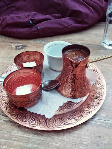 Borštnikov trg 3, 1000 Ljubljana