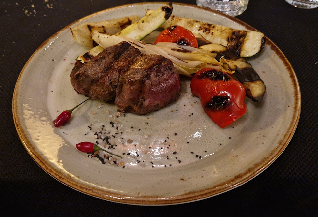 Argentino - Gastronomija in gostinstvo