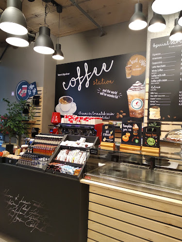 Opinii despre Market by the Lake în Bled - Gastronomija in gostinstvo