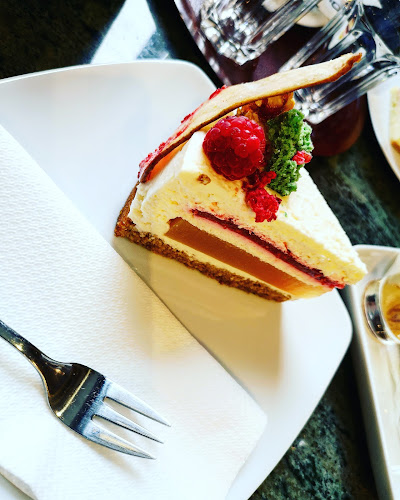 Novi trg 8, 6230 Postojna