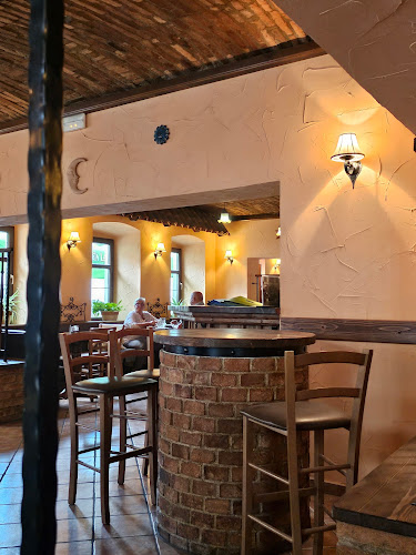 Opinii despre Na Vas' Pizzerija în Spodnja Idrija - Gastronomija in gostinstvo