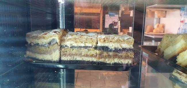 Naša Pekarna - Gastronomija in gostinstvo