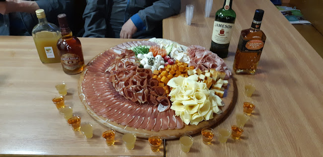 Opinii despre Zavod pod Strehco în Ljubljana - Gastronomija in gostinstvo