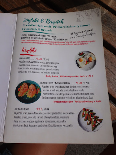 Prešernovo nabrežje 4, Prvomajski trg 3, 6330 Piran