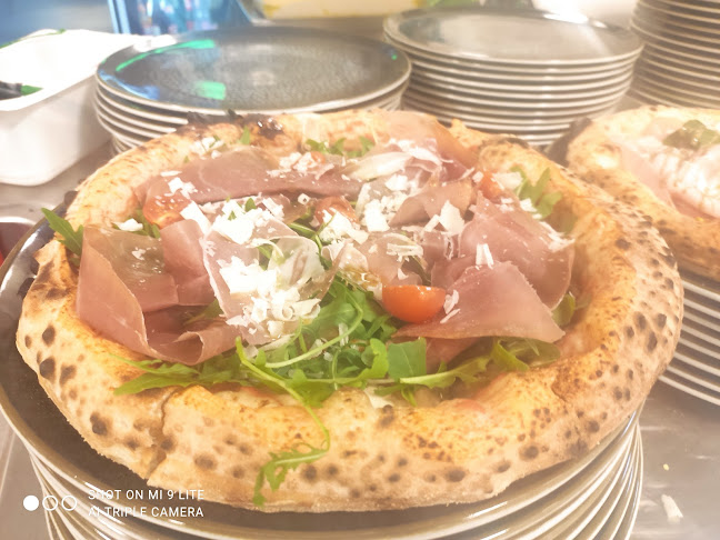 Opinii despre Kosezar în Ljubljana - Gastronomija in gostinstvo