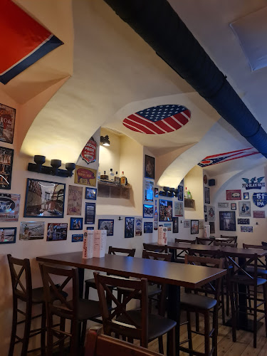 Prečna ulica 6, 1000 Ljubljana