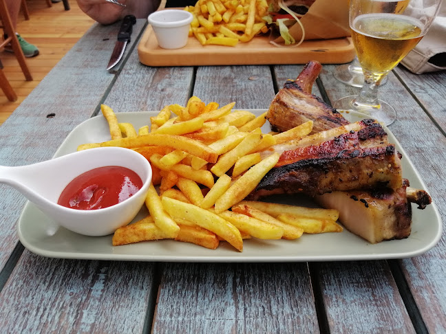 Comentarii opinii despre Svinjak Bar & Grill