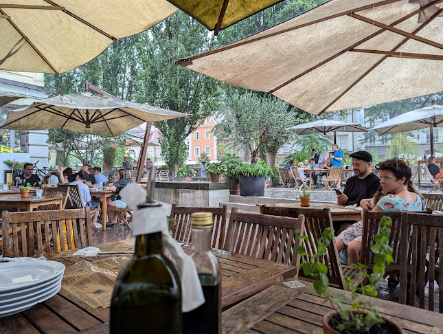 Opinii despre Peti 181 restaurant în Ljubljana - Gastronomija in gostinstvo