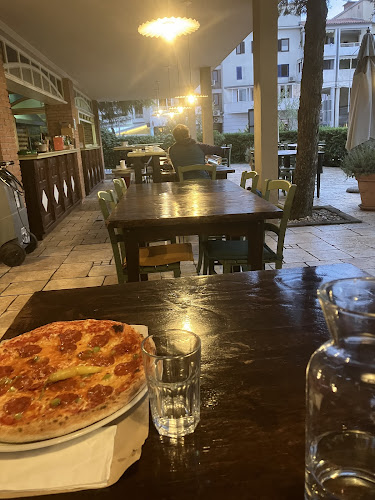 Comentarii opinii despre Beach Garden Pizza & Grill - Izola, Dušan Kadić s.p.