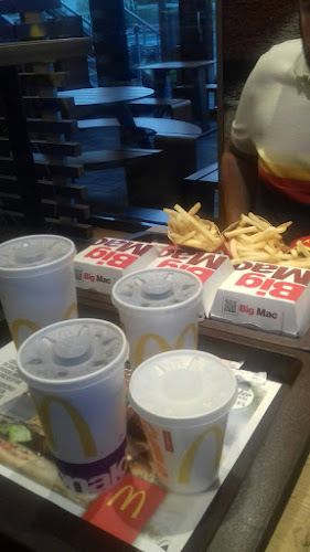 McDonald's Ptuj - Gastronomija in gostinstvo