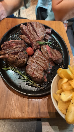 AS Aperitivo - Gastronomija in gostinstvo