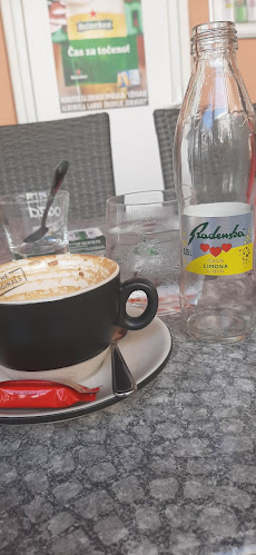 Caffeteria Luciano - Gastronomija in gostinstvo