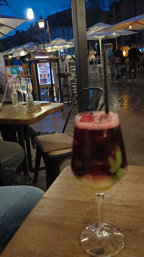 Opinii despre Slovenska Hiša în Ljubljana - Gastronomija in gostinstvo