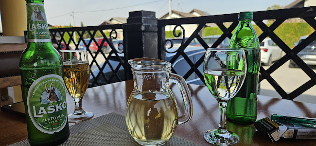 Okrepčevalnica in pizzerija Malibu Kapca - Kapca