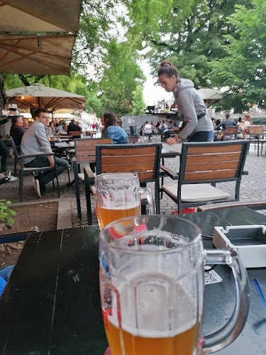 Petkovškovo nabrežje 17, 1000 Ljubljana