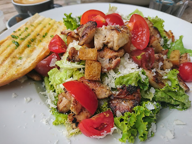 Comentarii opinii despre Kavarna Isabella