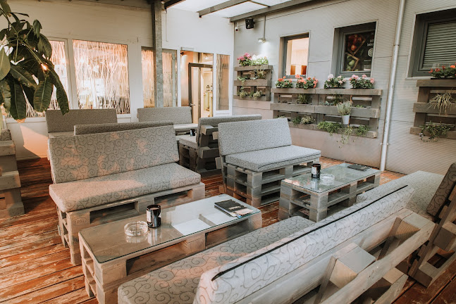 Rondo bar Kranj - Gastronomija in gostinstvo