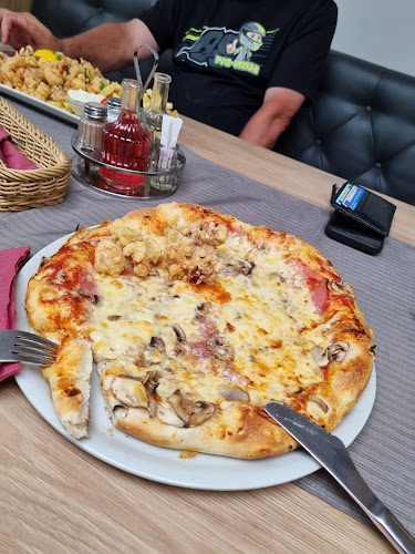 Gostilna in pizzeria Julči - Gastronomija in gostinstvo