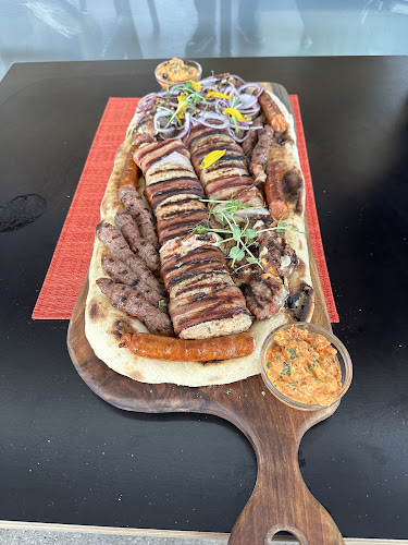 Restavracija Via Bona - Gastronomija in gostinstvo