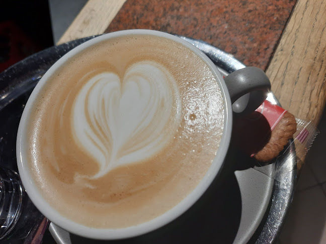 Opinii despre Pop bar în Ravne na Koroškem - Gastronomija in gostinstvo