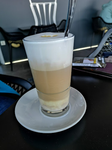 Comentarii opinii despre Hof Caffe