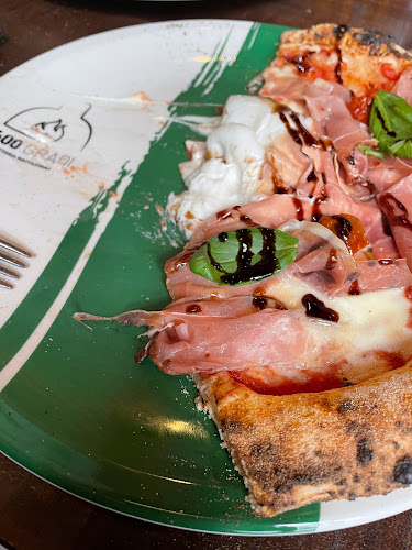 Opinii despre 400 Gradi Kranj, Pizzeria Napoletana în Kranj - Gastronomija in gostinstvo