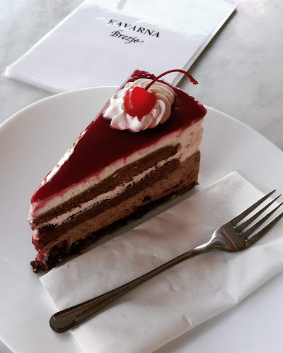 KAVARNA BREZJE SOLARIJ Gordan Škrinjar s.p. - Maribor