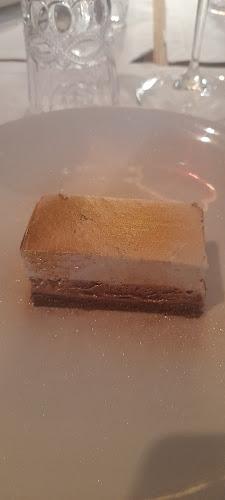 Grad Vipolže, Vipolže 29, 5212 Dobrovo v Brdih