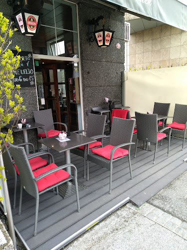 Kaval bar - Gastronomija in gostinstvo