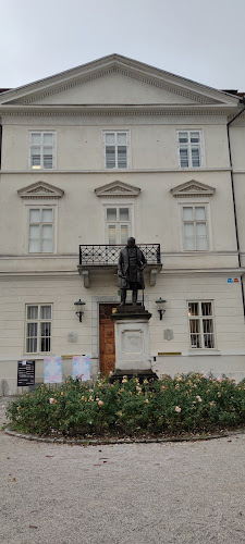 Caffe Bienale - Gastronomija in gostinstvo