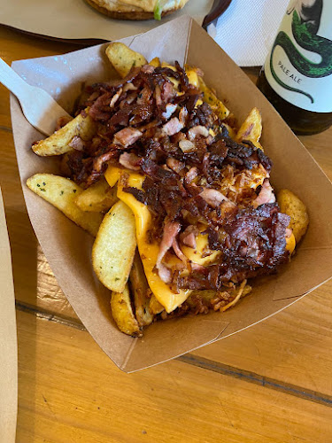 Mangoop Burgers Kamnik - Gastronomija in gostinstvo