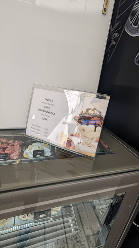 Opinii despre Slaščičarna Dehar Durmiši Eran s.p. în Koper - Gastronomija in gostinstvo