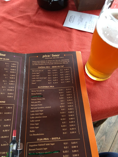 Comentarii opinii despre B&B and Pub Pod Skalo (Prenočišča z zajtrkom in Pub Pod Skalo)