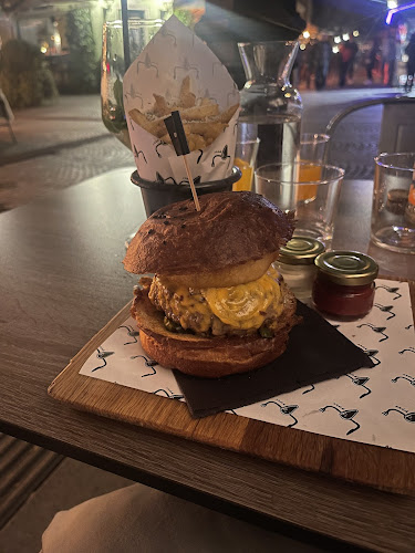 Comentarii opinii despre Pop's Burger Bar