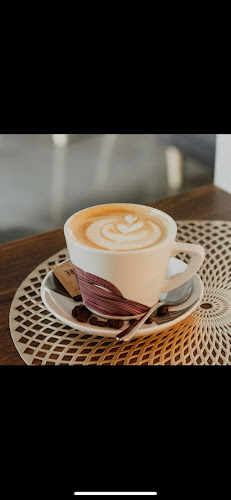 Comentarii opinii despre MOON Lounge and Coffe Bar