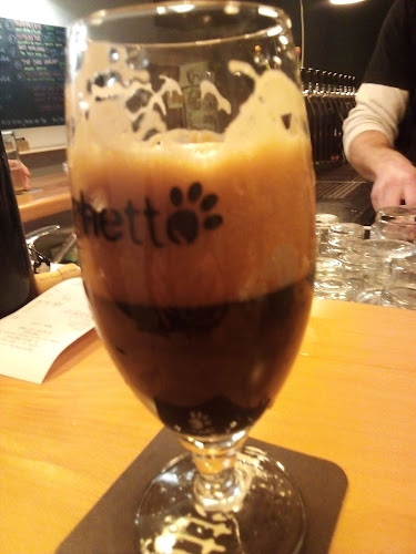 Comentarii opinii despre Ghetto Something