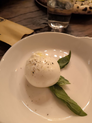 Pop’s Pizza - Gastronomija in gostinstvo