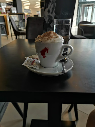 Planet Bar - Gastronomija in gostinstvo