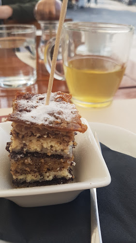 Opinii despre Kodila Gourmet & Bistro Market în Ljubljana - Gastronomija in gostinstvo